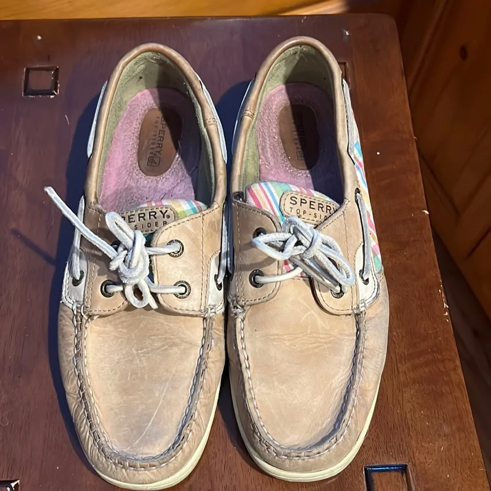 Leather Sperry Topsiders, broken in, great summer shoe, boat shoe